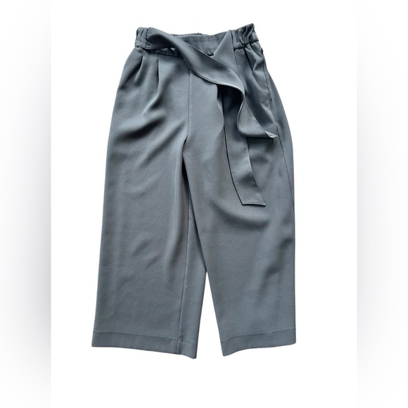 Lululemon Noir Crop Black Crepe Pant Size 4 - Picture 4 of 7